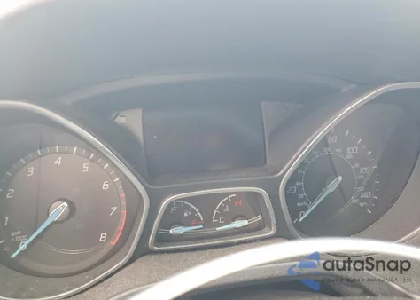 2014 Ford Focus Se z USA, uszkodzony, nr VIN 1FADP3K23EL323693